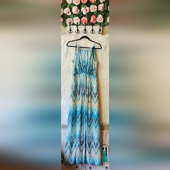 Kenzie *Rare* Aqua Geometric Chevron Maxi Dress - Picture 1 of 9